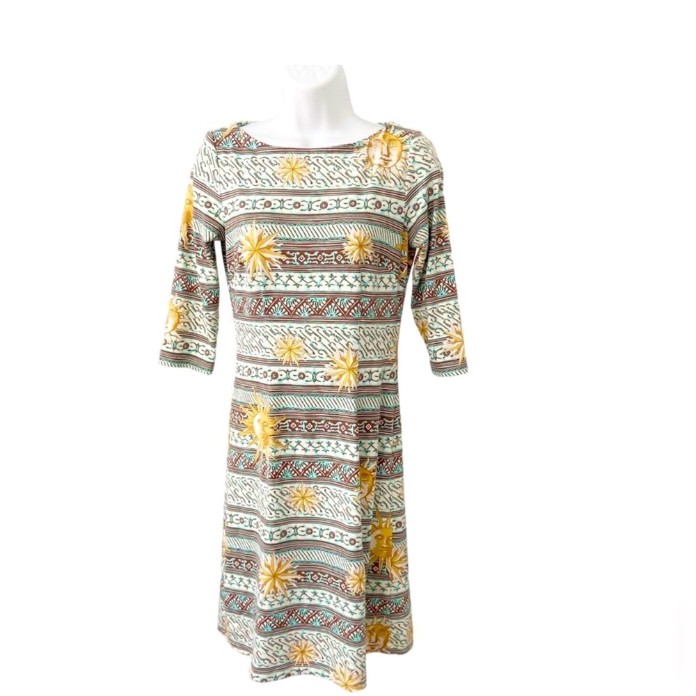 J. McLaughlin 3/4 Sleeve Boat Neck Dress in Sun Medallion- Size X-Small